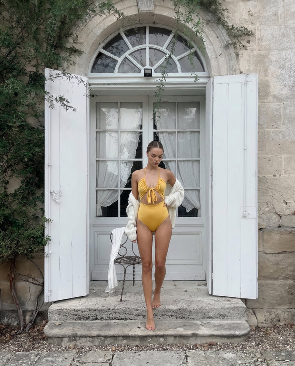 Yellow ribbon one piece